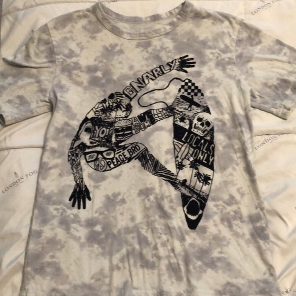 Childrens place graphic Tshirt size 7/8